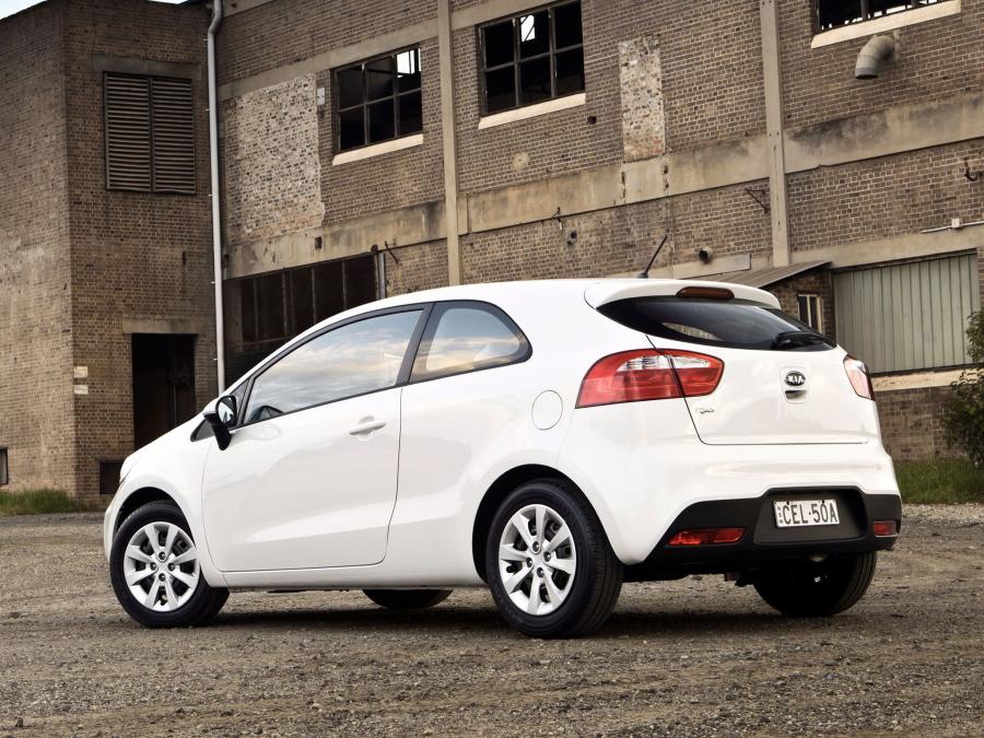  Kia Rio 3-Door 2011 года  (AU) (фото 8 из 24)